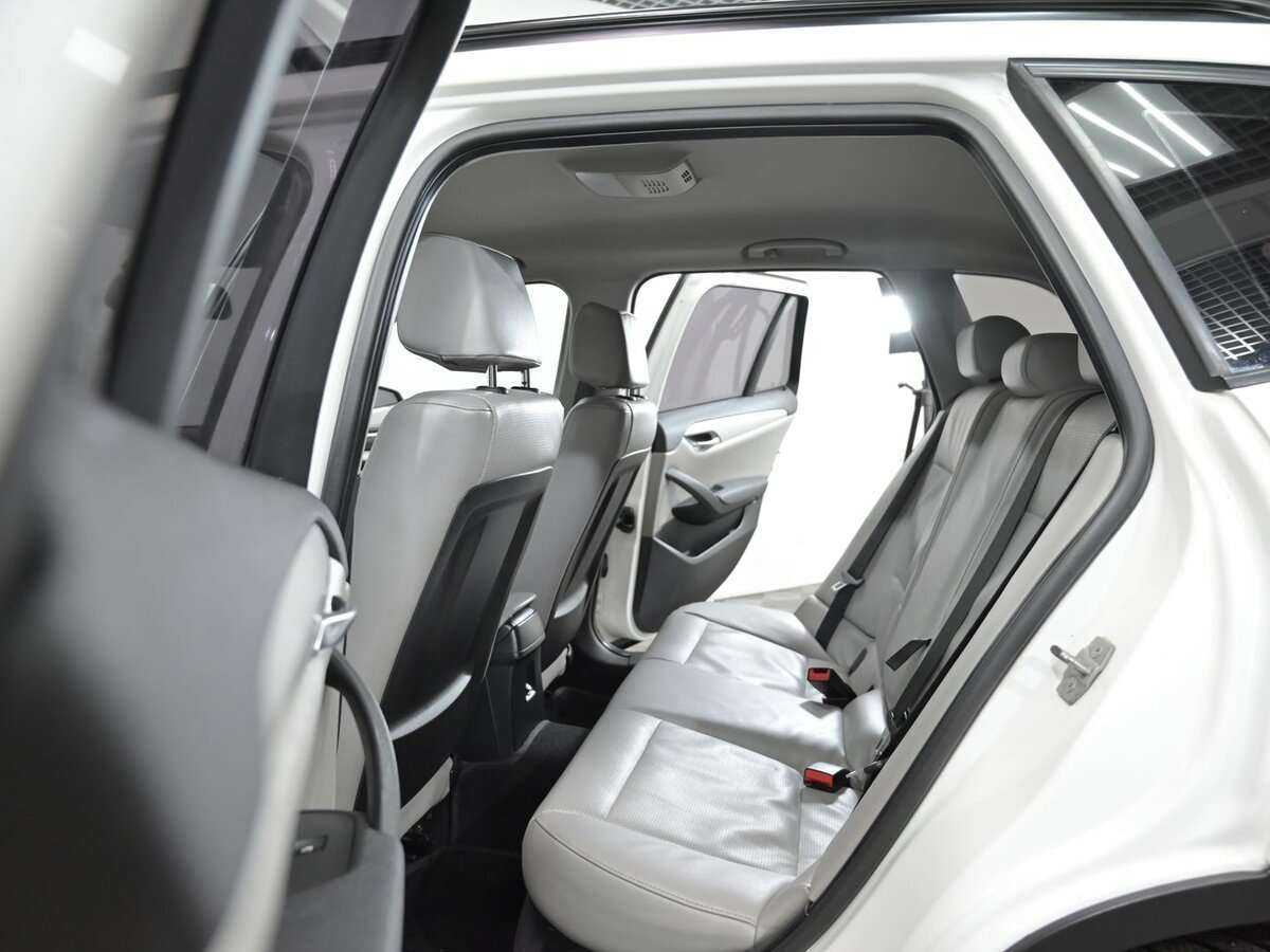 BMW X1 20i, 2012 Фото №6