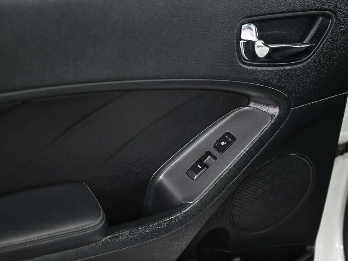 Kia Cerato, 2015 Фото №13