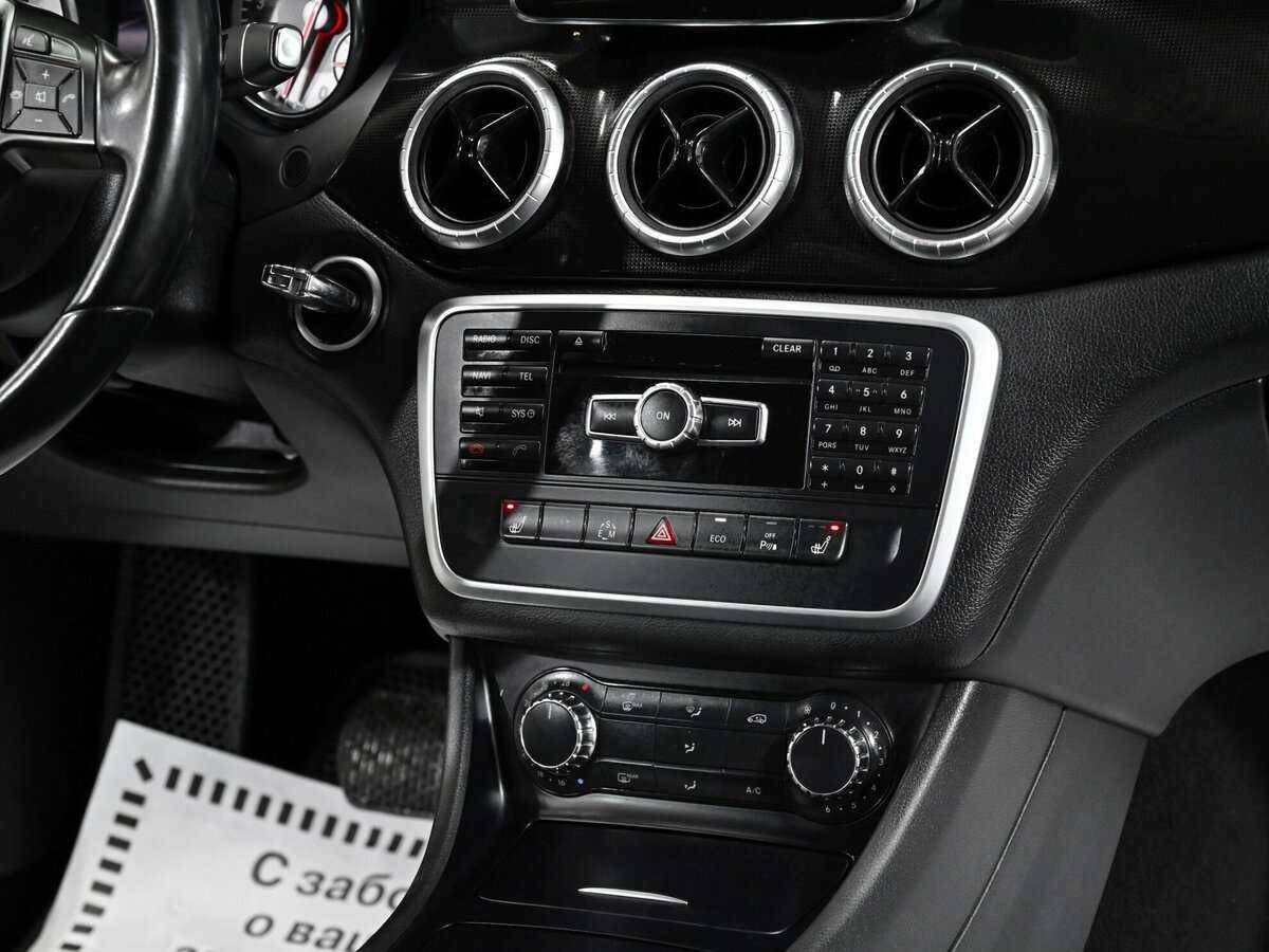 Mercedes-Benz CLA 200, 2013 Фото №9