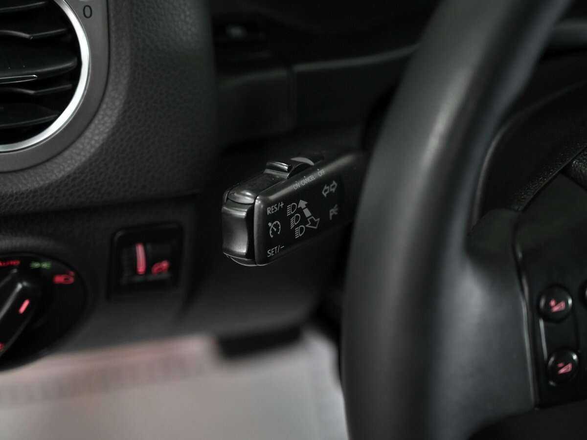 Volkswagen Tiguan, 2010 Фото №10