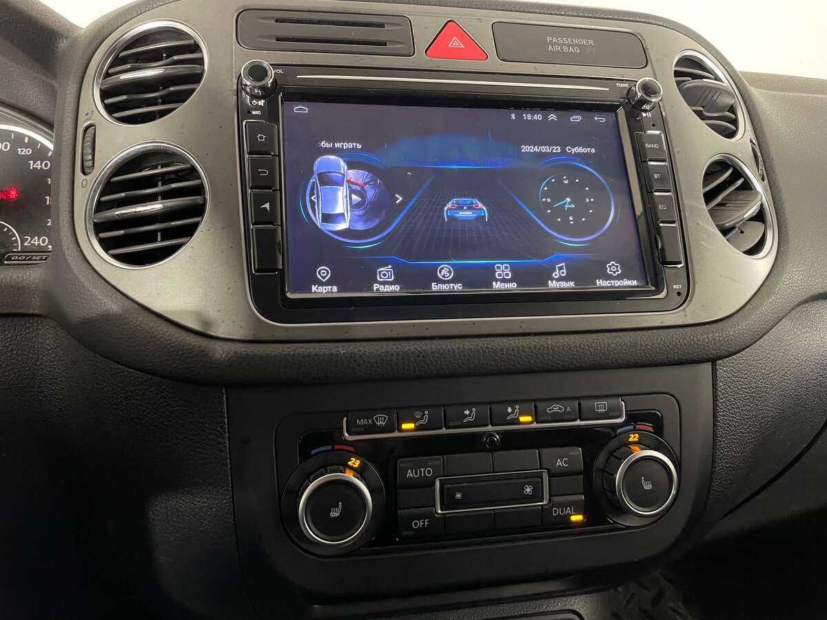 Volkswagen Tiguan, 2010 Фото №12