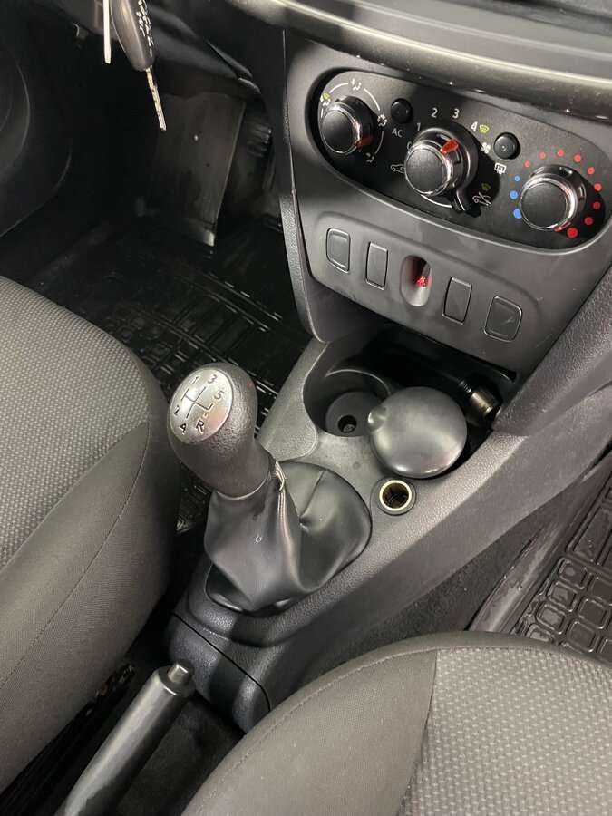 Renault Logan, 2014 Фото №19