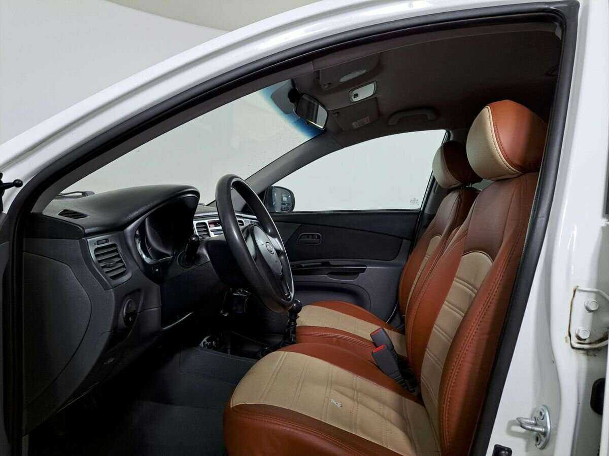 Kia Rio, 2011 Фото №14