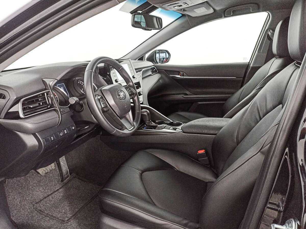 Toyota Camry, 2021 Фото №13