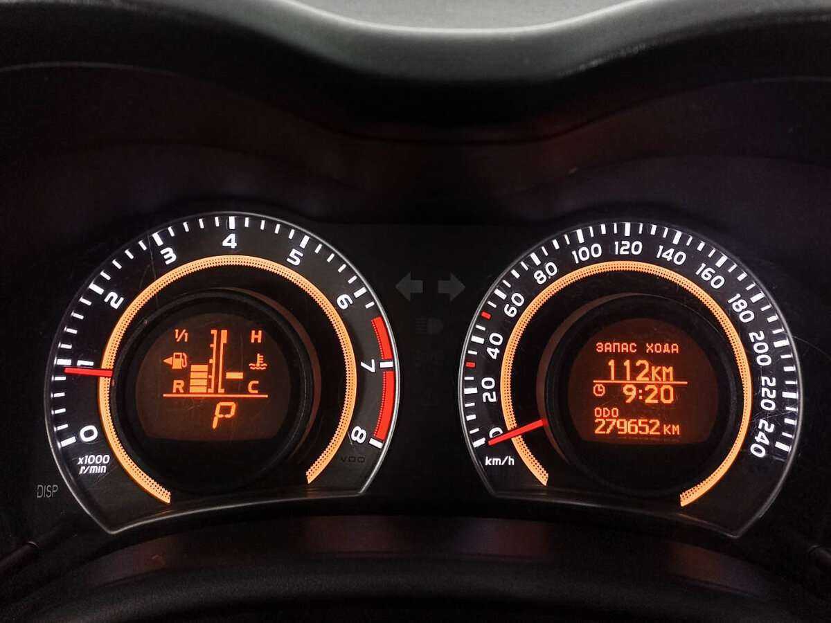 Toyota Corolla, 2011 Фото №11