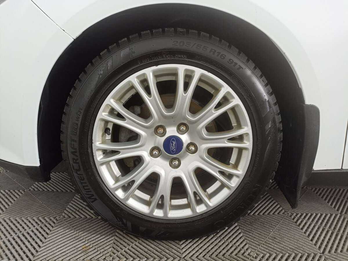 Ford Focus, 2011 Фото №18