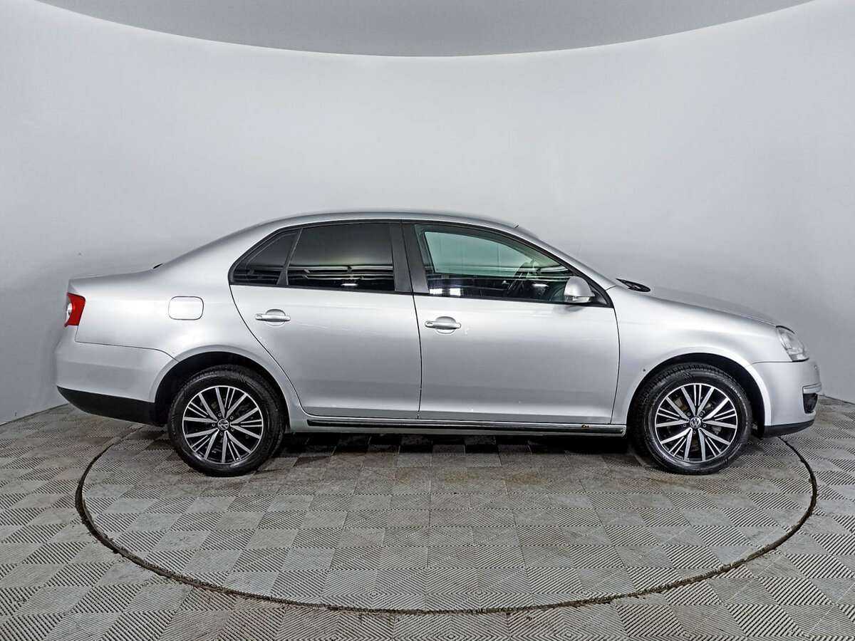 Volkswagen Jetta, 2009 - 180 525 км. | Фото №4