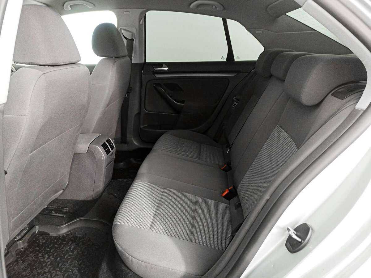 Volkswagen Jetta, 2009 Фото №12