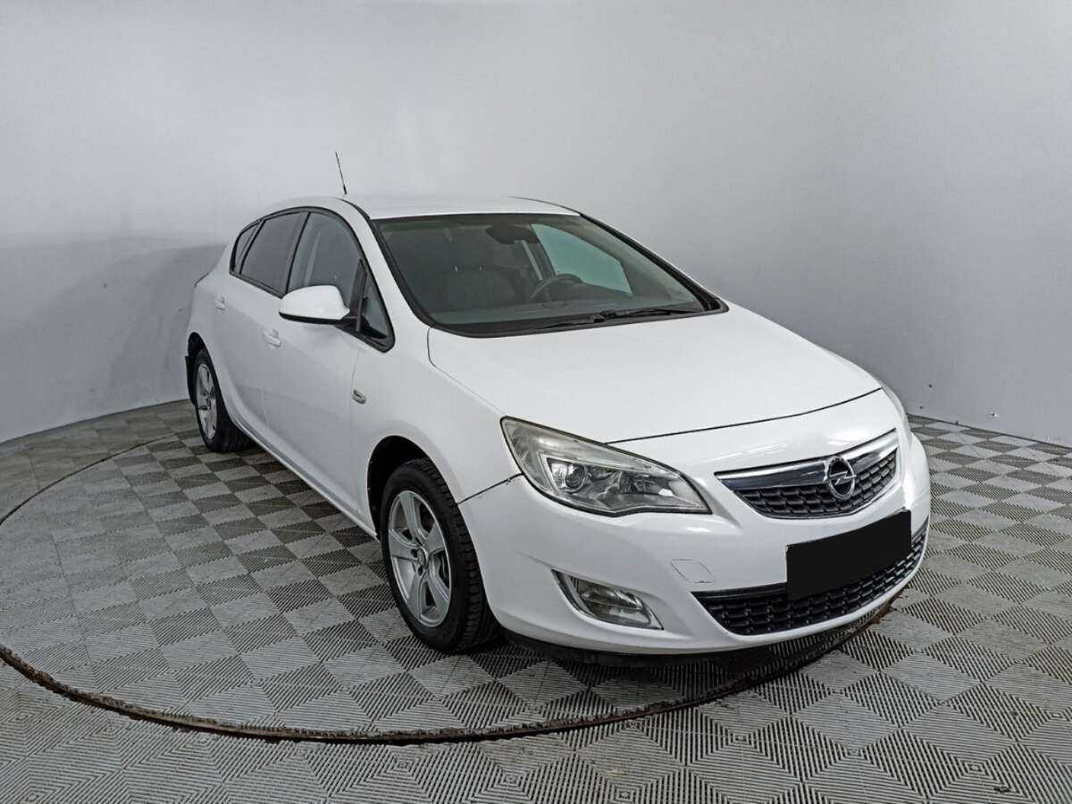 Opel Astra, 2011 - 191 219 км. | Фото №3