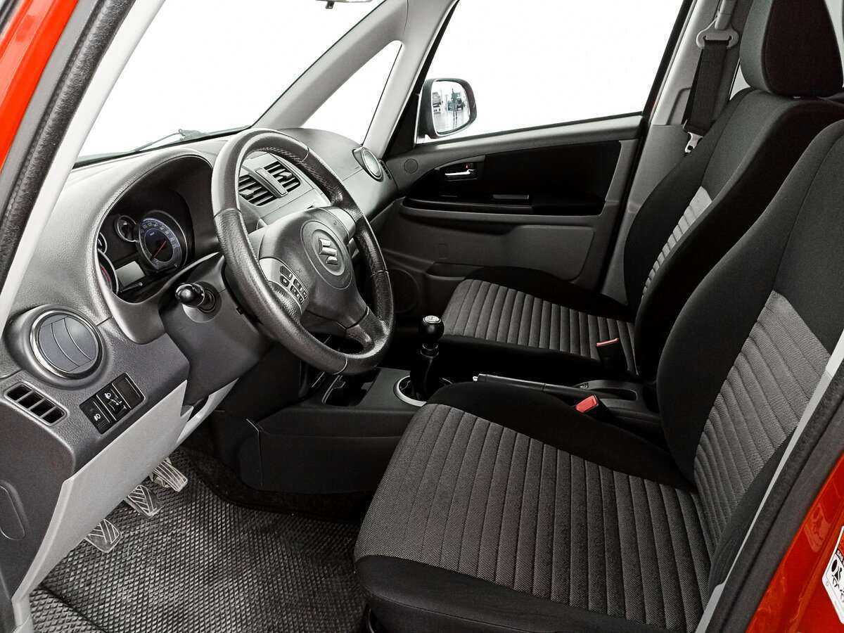 Suzuki SX4, 2011 Фото №13