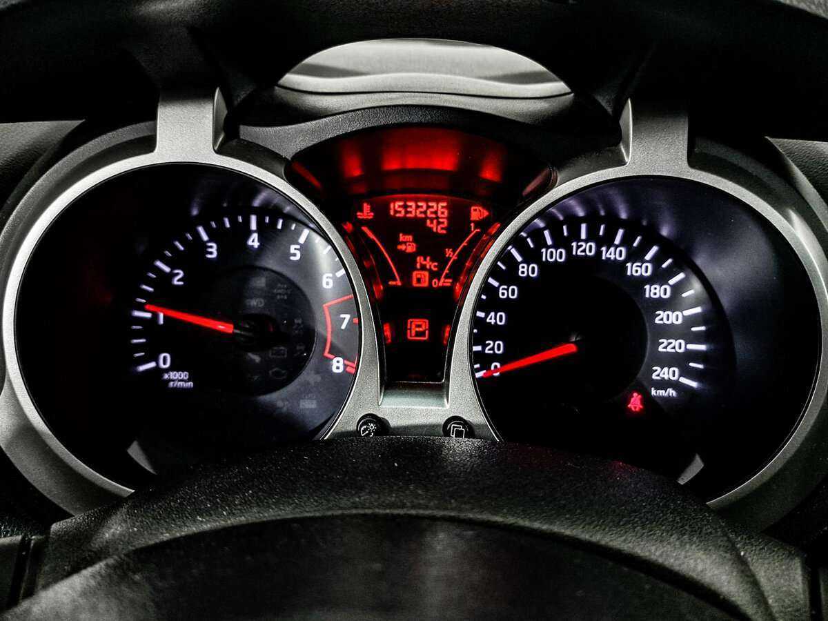 Nissan Juke, 2011 Фото №11