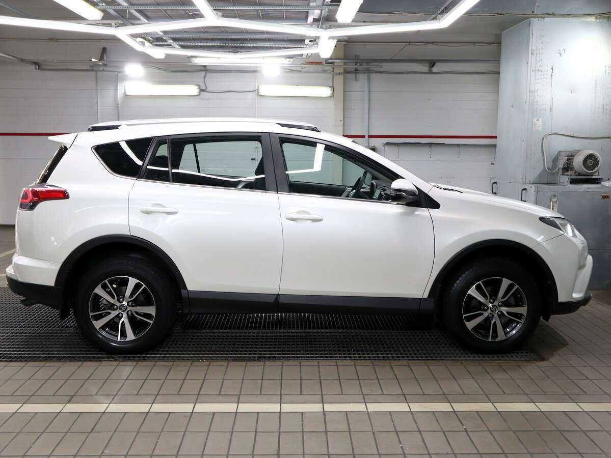 Toyota RAV4, 2017 - 143 000 км. | Фото №6