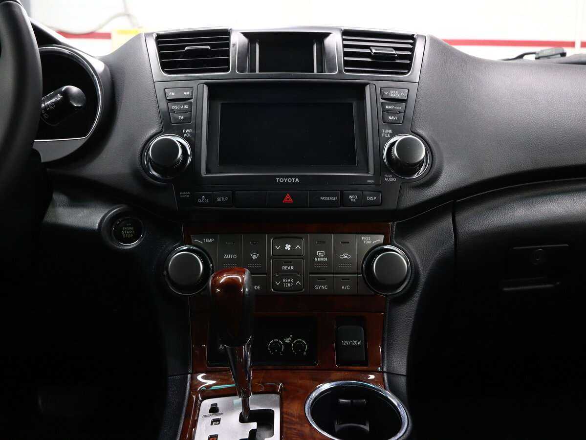 Toyota Highlander, 2011 Фото №15