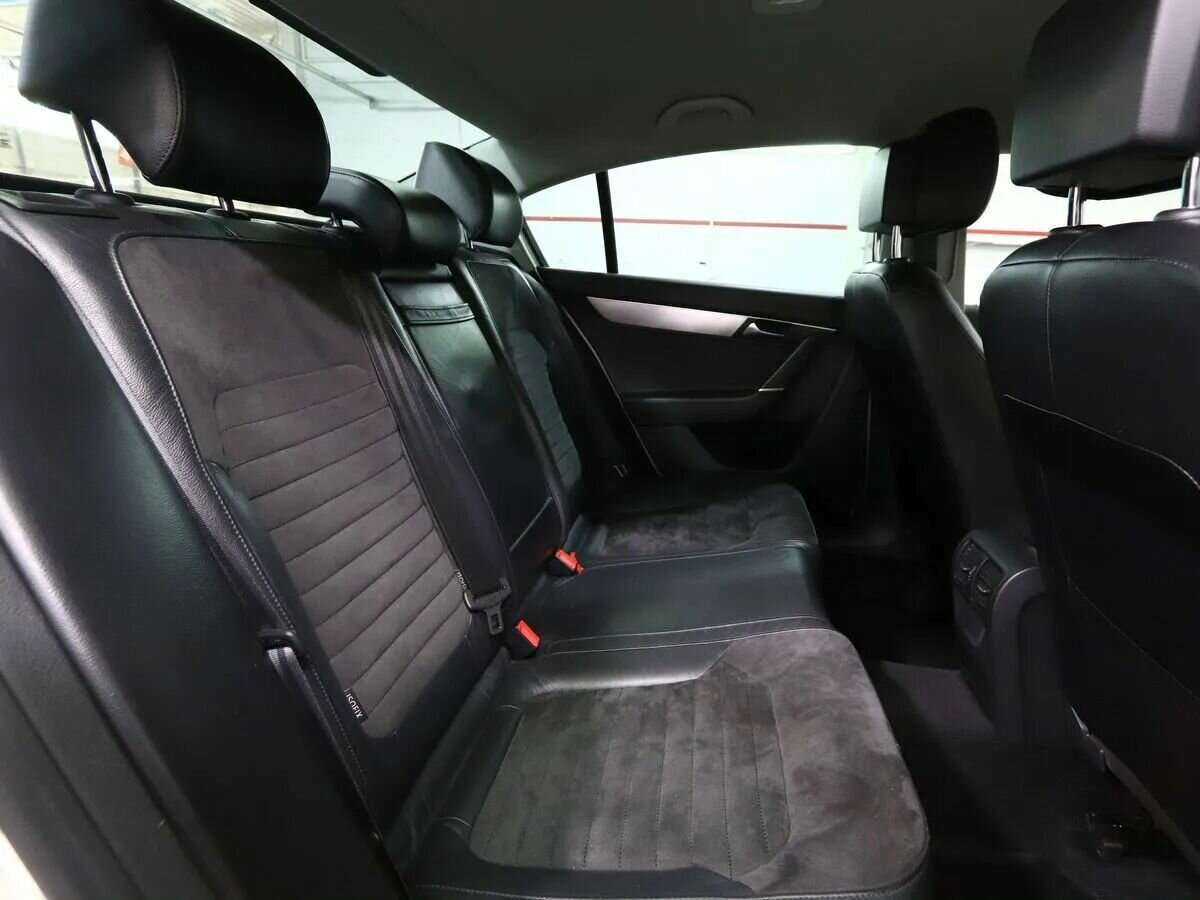 Volkswagen Passat, 2011 Фото №11