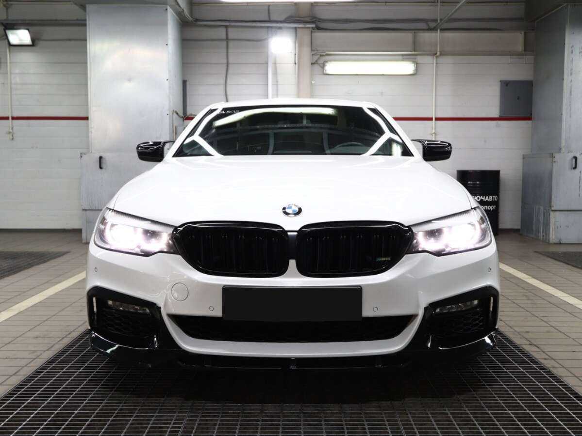 BMW 5 серии 520d xDrive, 2017 - 96 500 км. | Фото №2