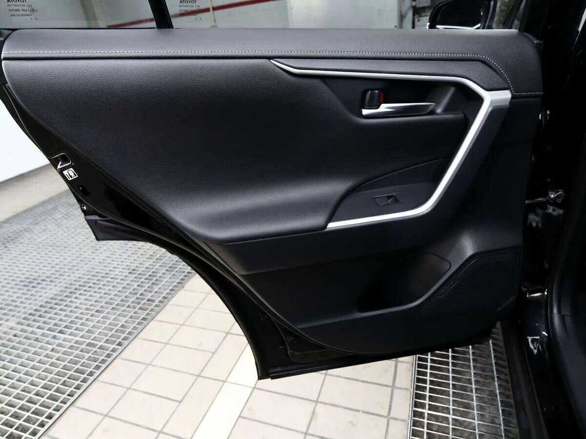 Toyota RAV4, 2019 Фото №16