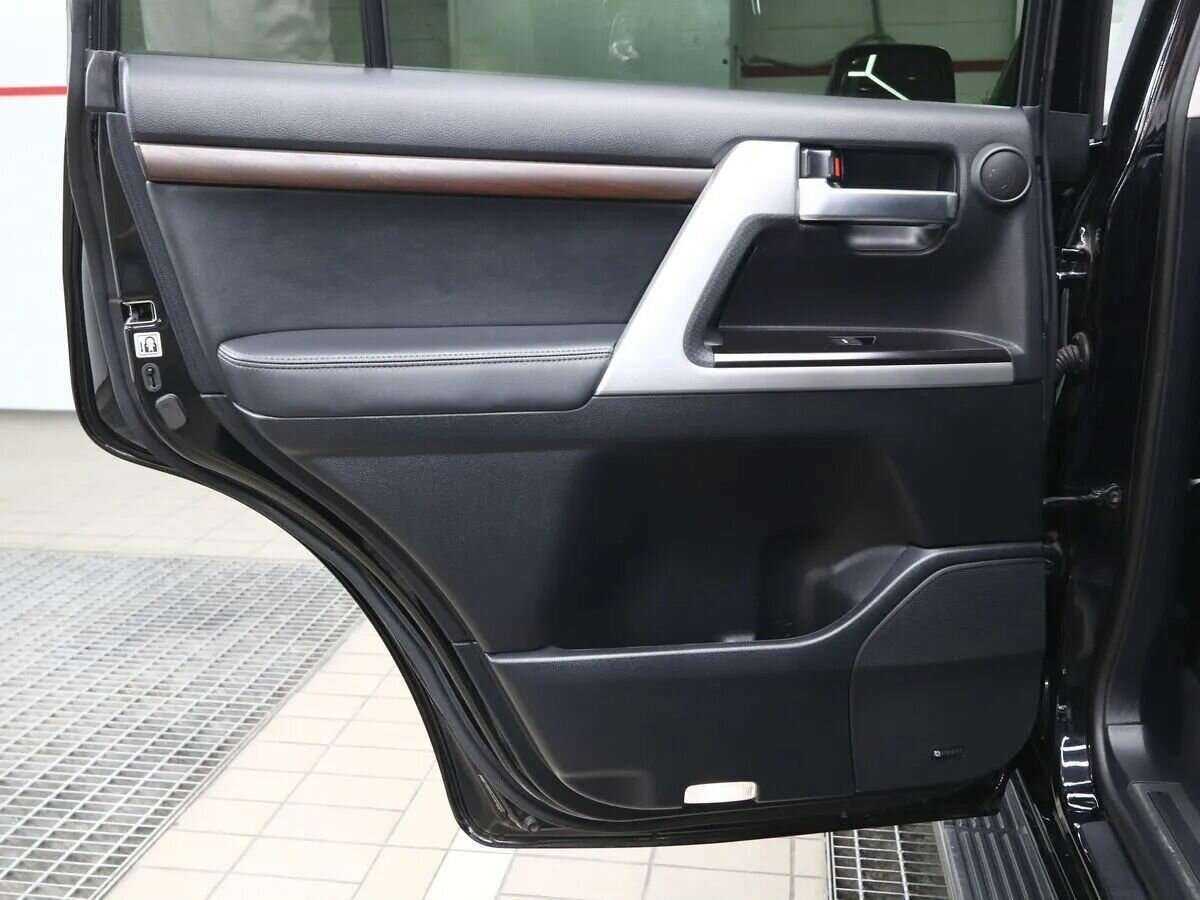 Toyota Land Cruiser, 2019 Фото №15