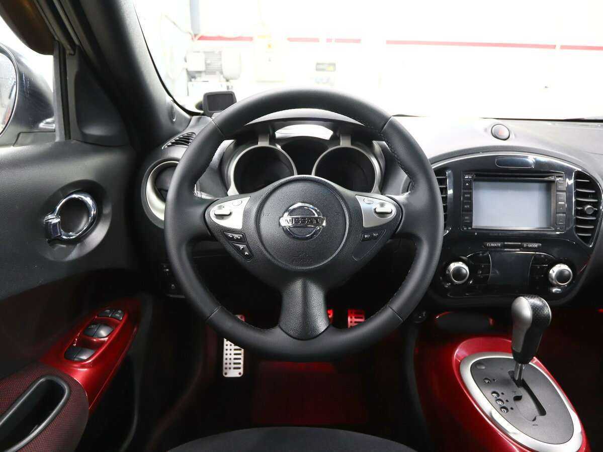 Nissan Juke, 2011 Фото №15
