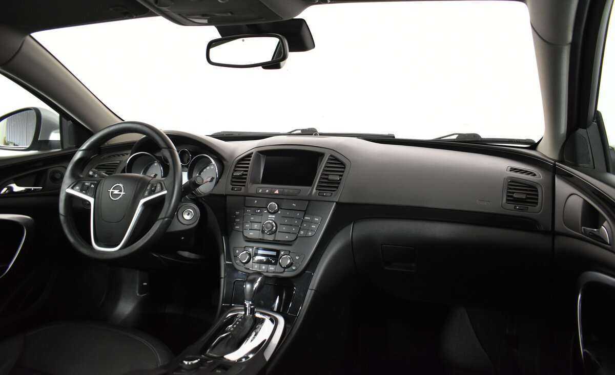Opel Insignia, 2011 Фото №8