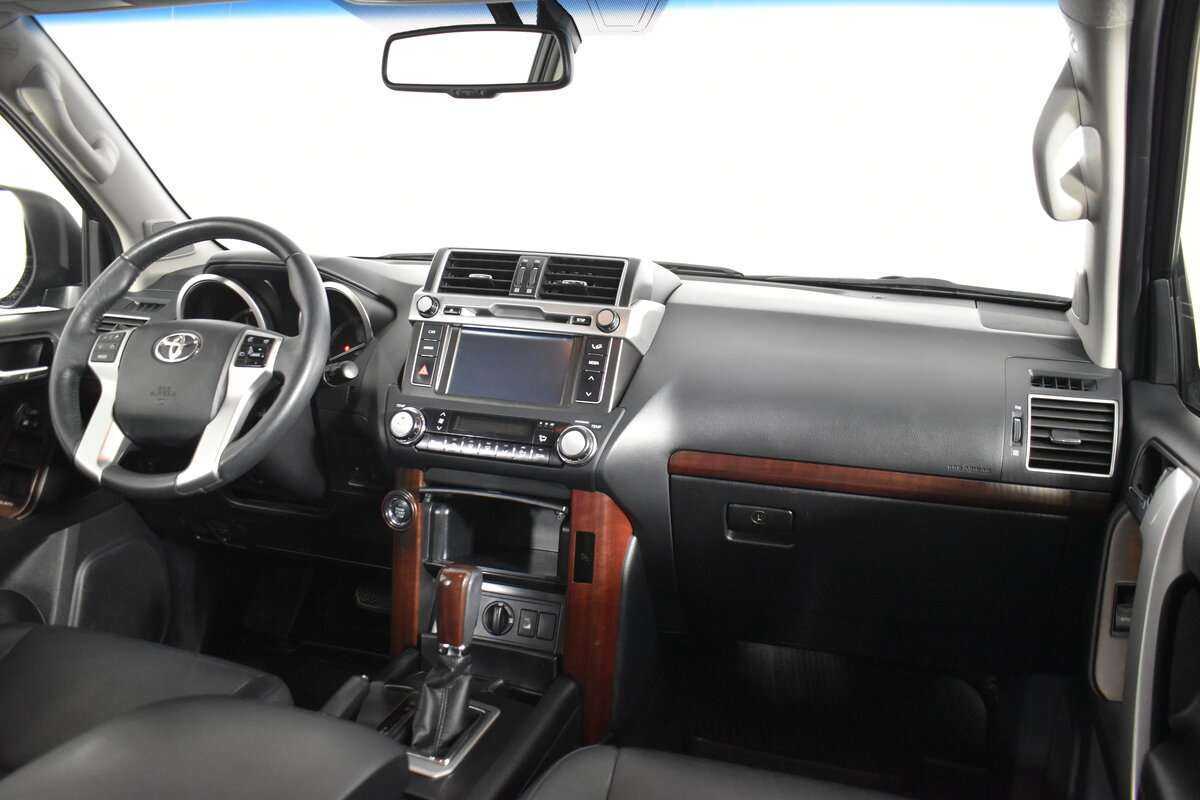 Toyota Land Cruiser Prado, 2017 Фото №13