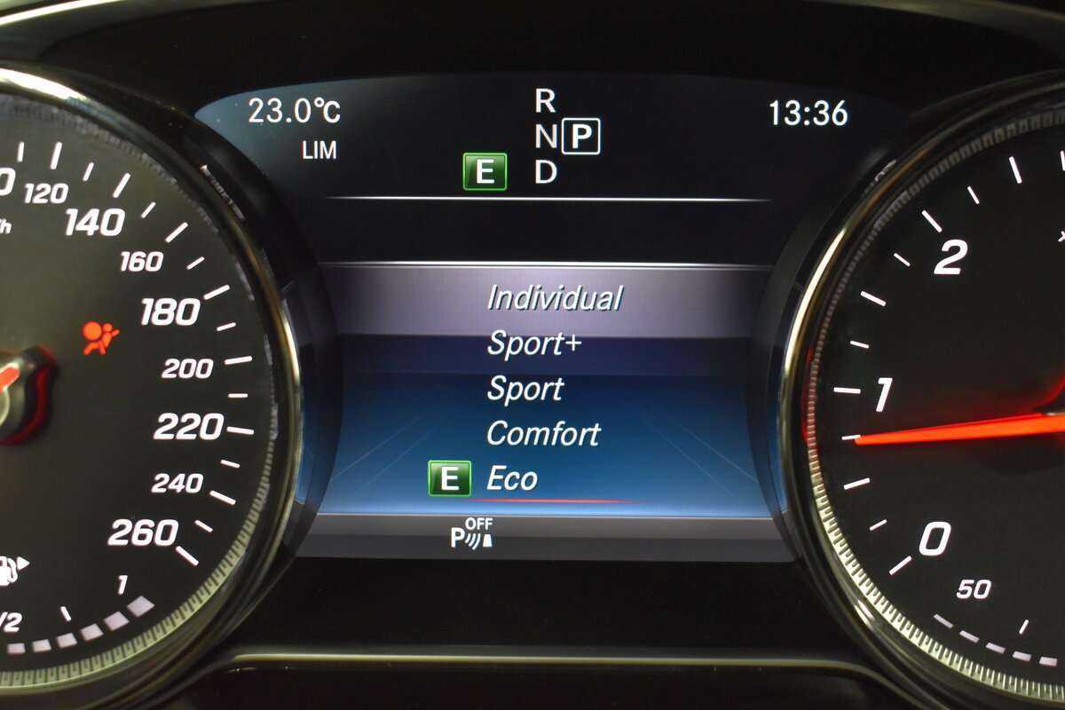 Mercedes-Benz E-Класс 200 d, 2018 Фото №21