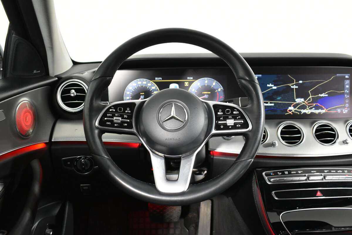 Mercedes-Benz E-Класс 200, 2018 Фото №12