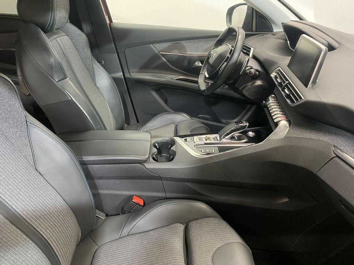 Peugeot 5008, 2021 Фото №10