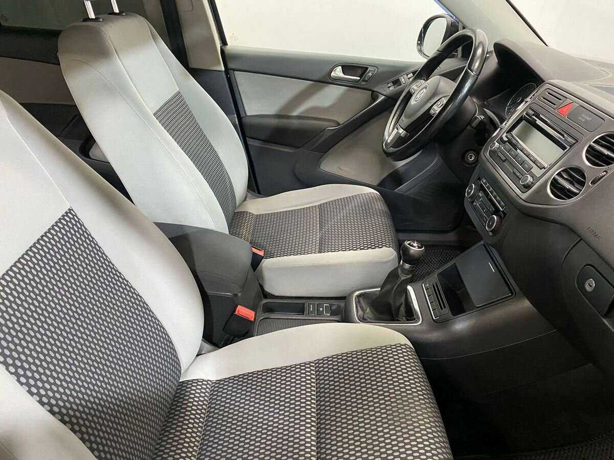 Volkswagen Tiguan, 2011 Фото №10