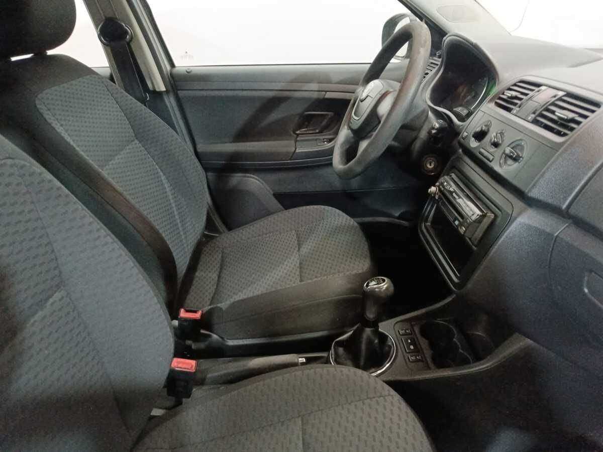 Skoda Fabia, 2010 Фото №9