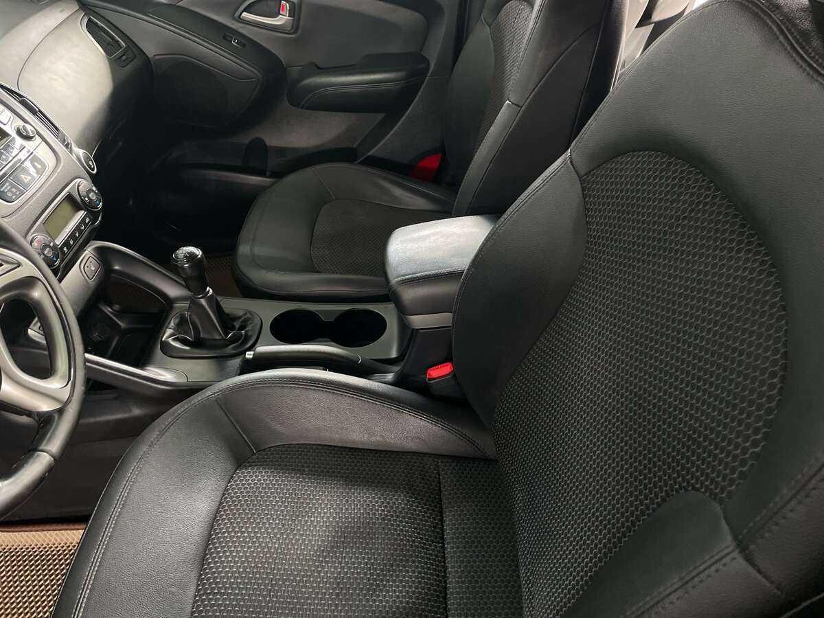 Hyundai ix35, 2011 Фото №11