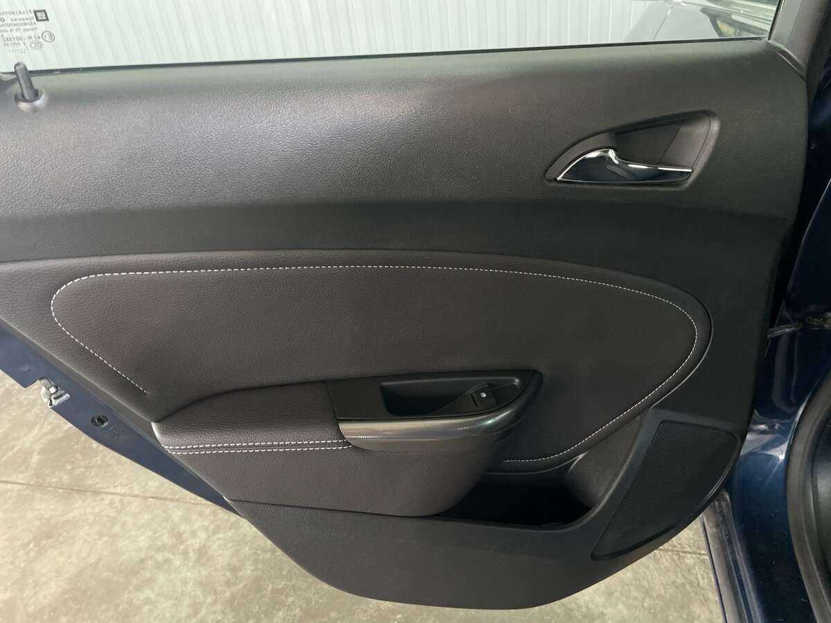 Opel Astra, 2011 Фото №20