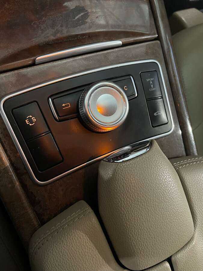 Mercedes-Benz E-Класс 200 7G-Tronic, 2012 Фото №16