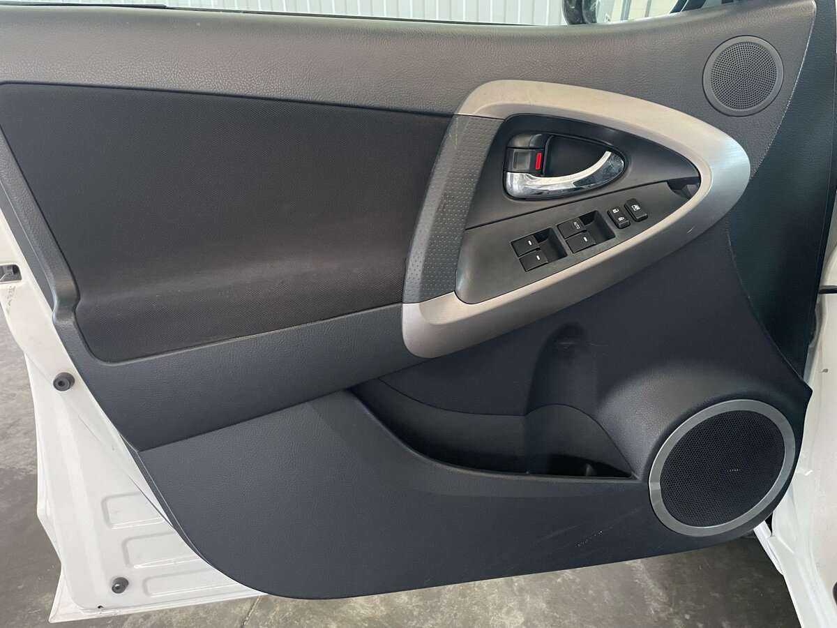 Toyota RAV4, 2008 Фото №17