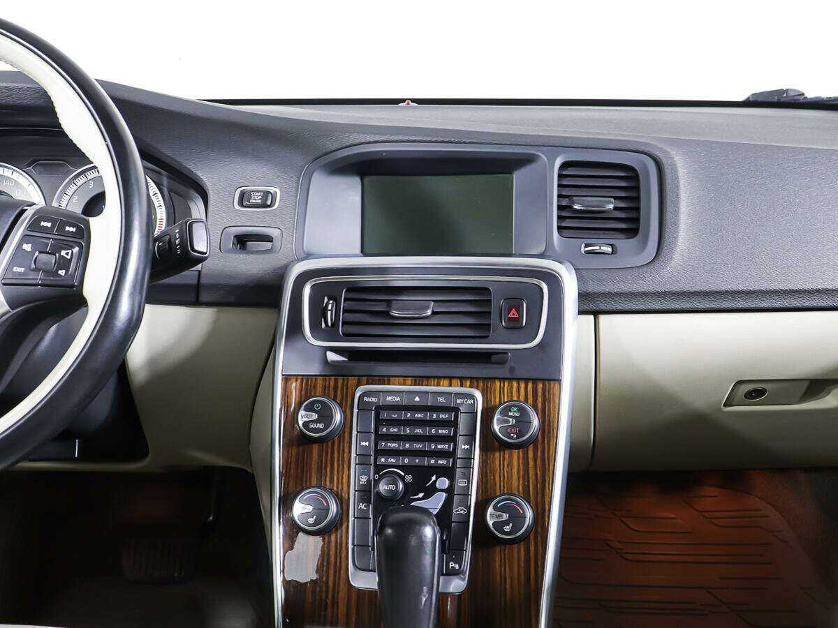Volvo S60, 2011 Фото №12