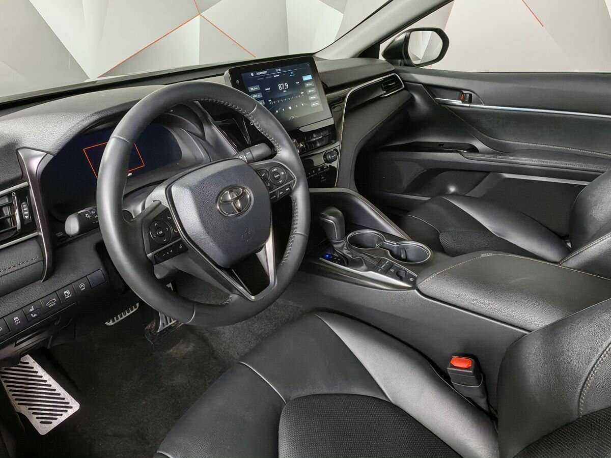 Toyota Camry, 2023 Фото №14
