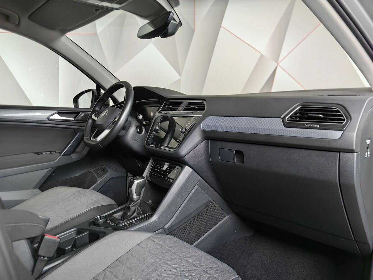 Volkswagen Tiguan, 2021 Фото №9