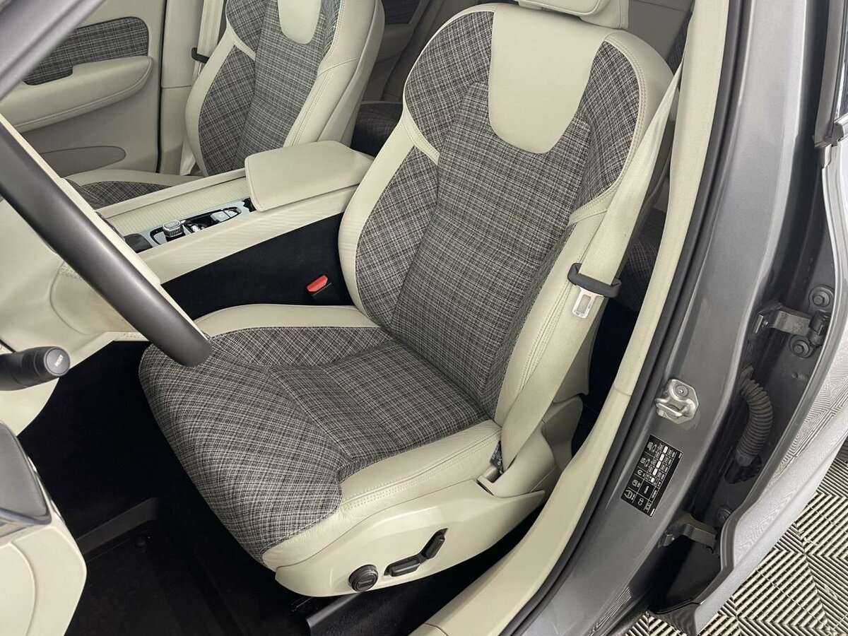 Volvo XC60, 2021 Фото №10