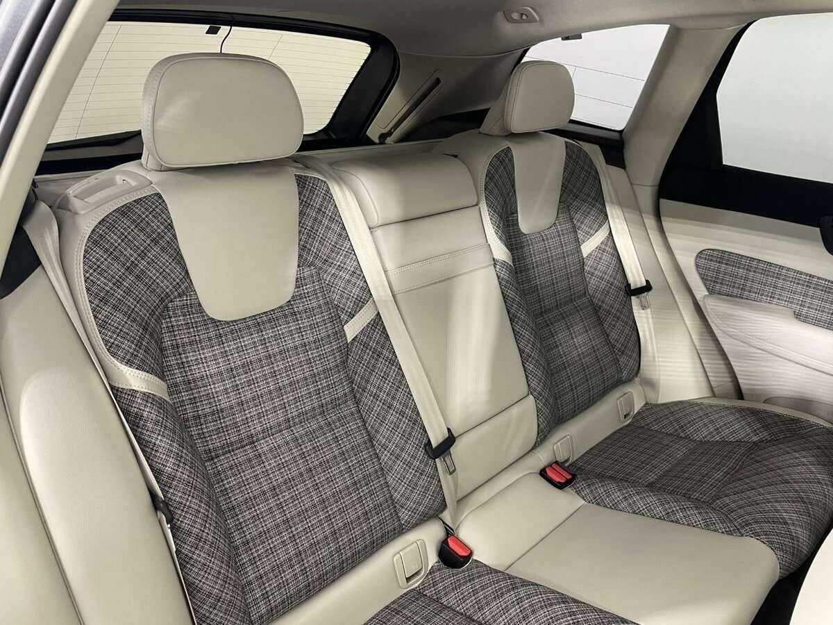 Volvo XC60, 2021 Фото №15