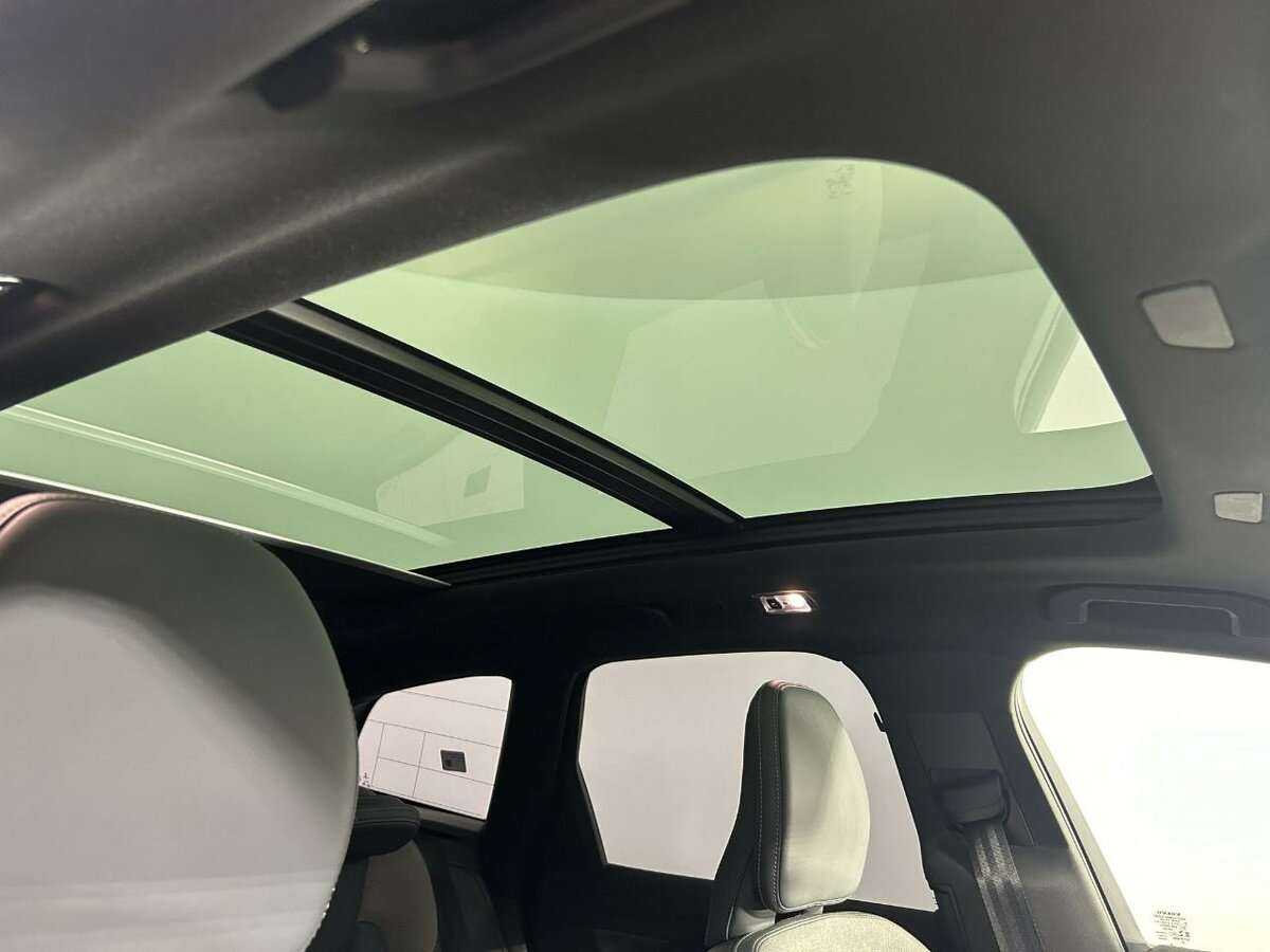 Volvo XC60, 2021 Фото №15