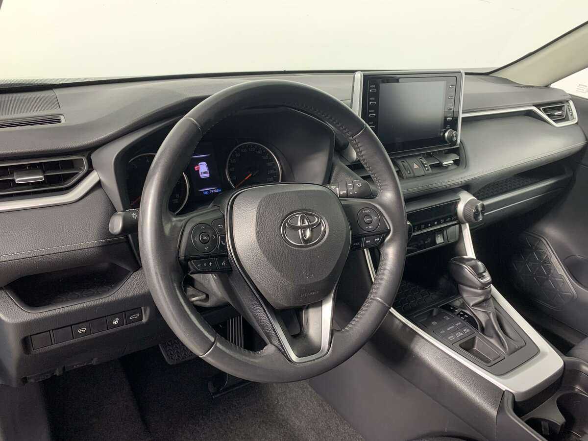 Toyota RAV4, 2021 Фото №16