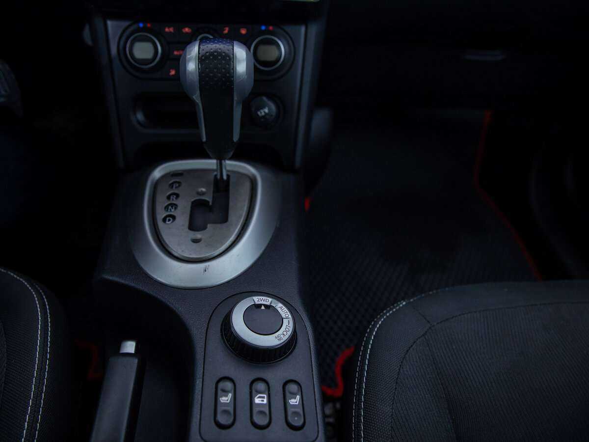 Nissan Qashqai+2, 2010 Фото №18