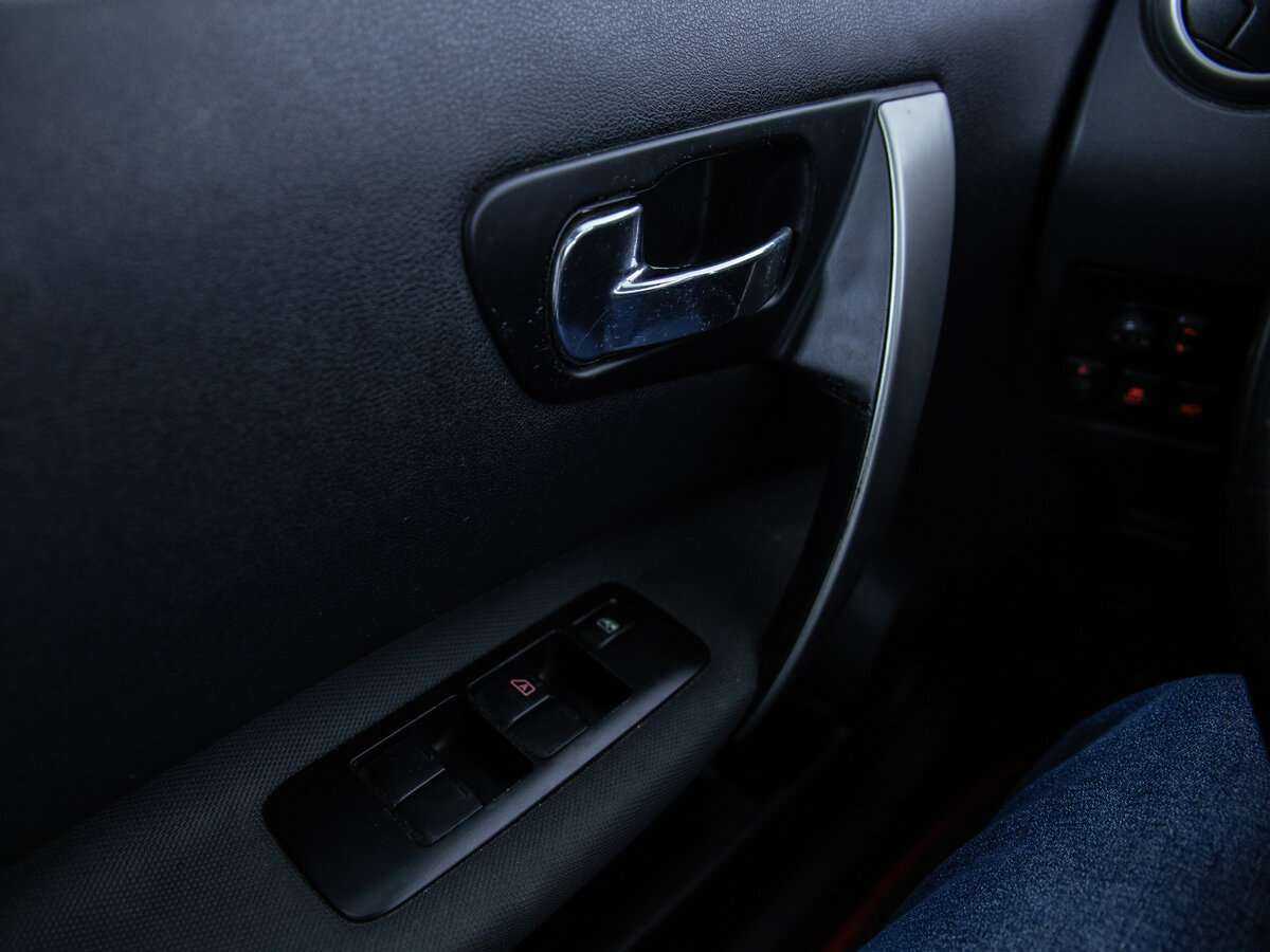 Nissan Qashqai+2, 2010 Фото №19