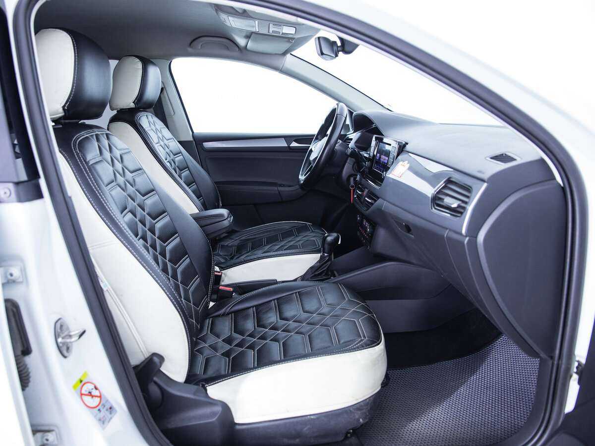 Volkswagen Polo, 2020 Фото №7