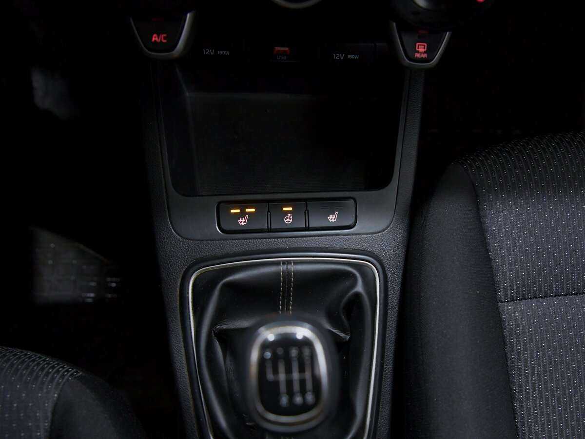 Kia Rio, 2020 Фото №9