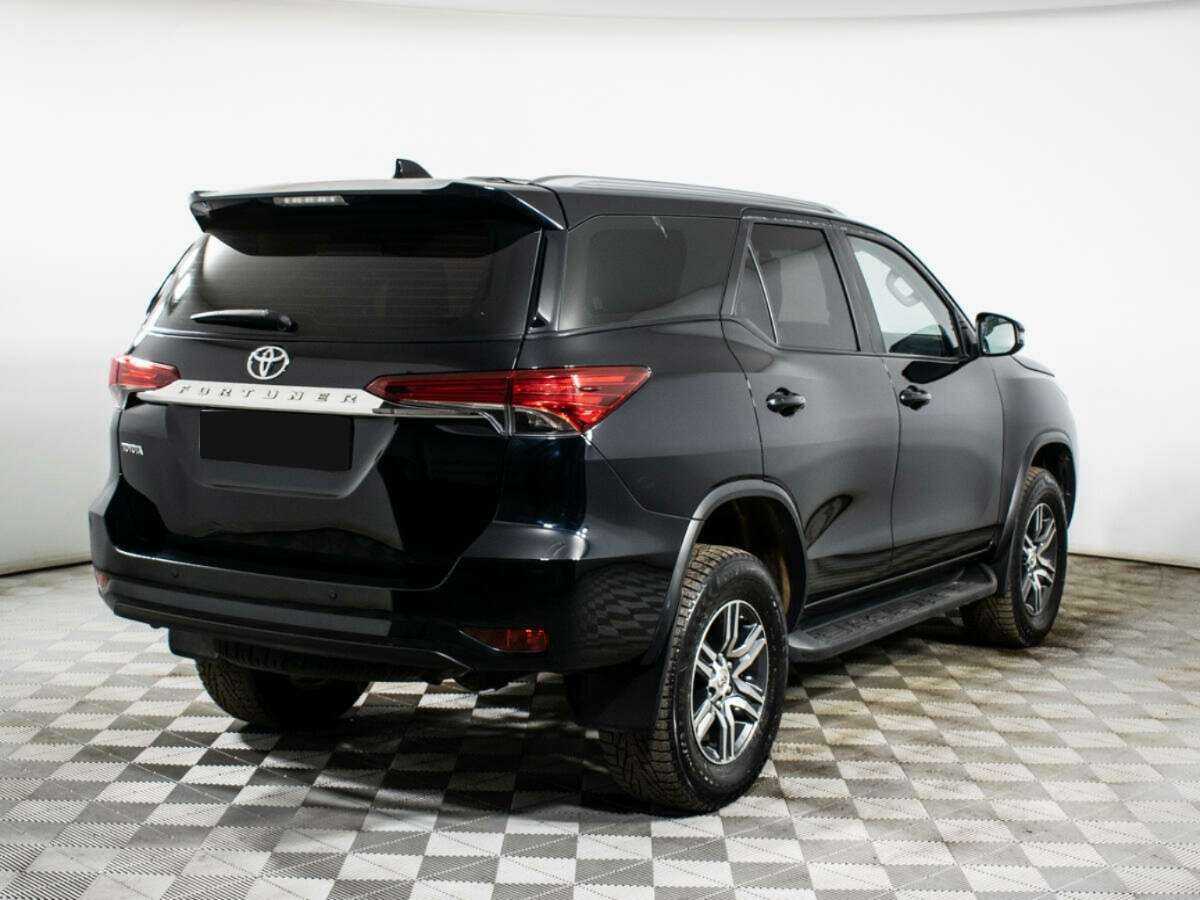 Toyota Fortuner, 2018 - 110 001 км. | Фото №4