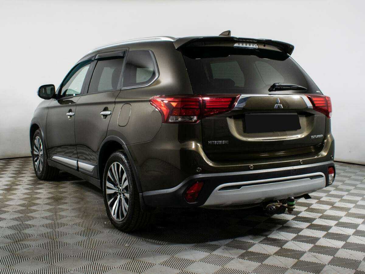 Mitsubishi Outlander, 2018 - 113 000 км. | Фото №4