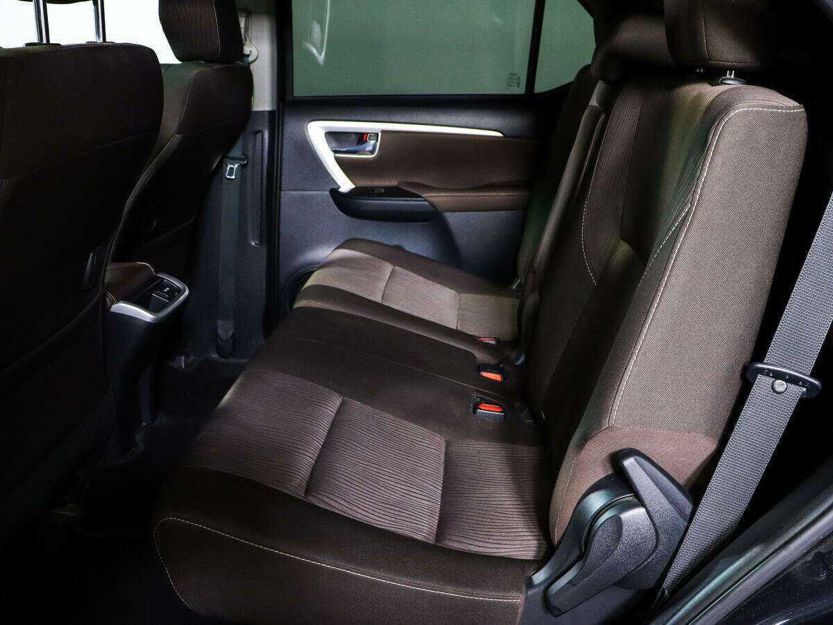 Toyota Fortuner, 2018 - 89 760 км. | Фото №8