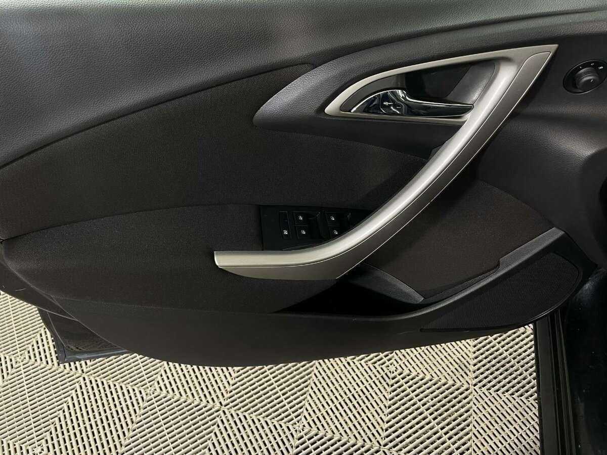 Opel Astra, 2011 - 169 901 км. | Фото №8