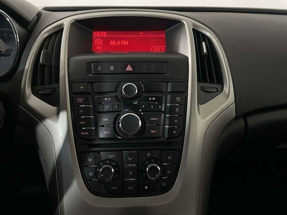 Opel Astra, 2011 Фото №12