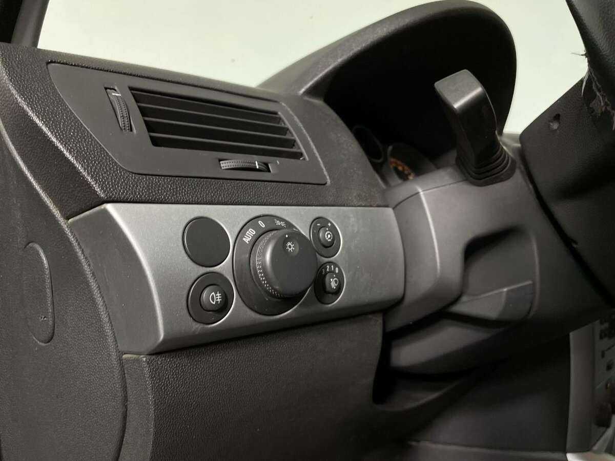 Opel Astra, 2010 - 167 660 км. | Фото №8